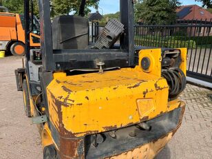 încărcător telescopic JCB TLT2D de vânzare imagine 10 încărcător telescopic JCB TLT2D imagine 10